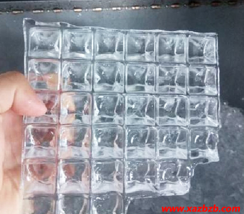 西安青青草精品视频冰块.jpg